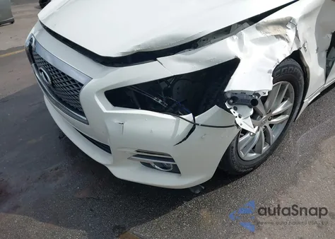 2015 Infiniti Q50 Premium z USA, uszkodzony, nr VIN JN1BV7AP8FM345926